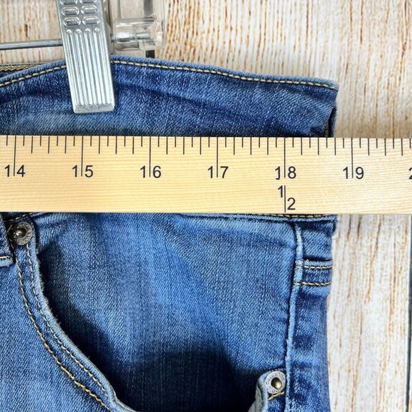 Torrid Premium Womens Bombshell Jeans Blue Distressed Stretchy Plus Size 22R - Picture 6 of 12